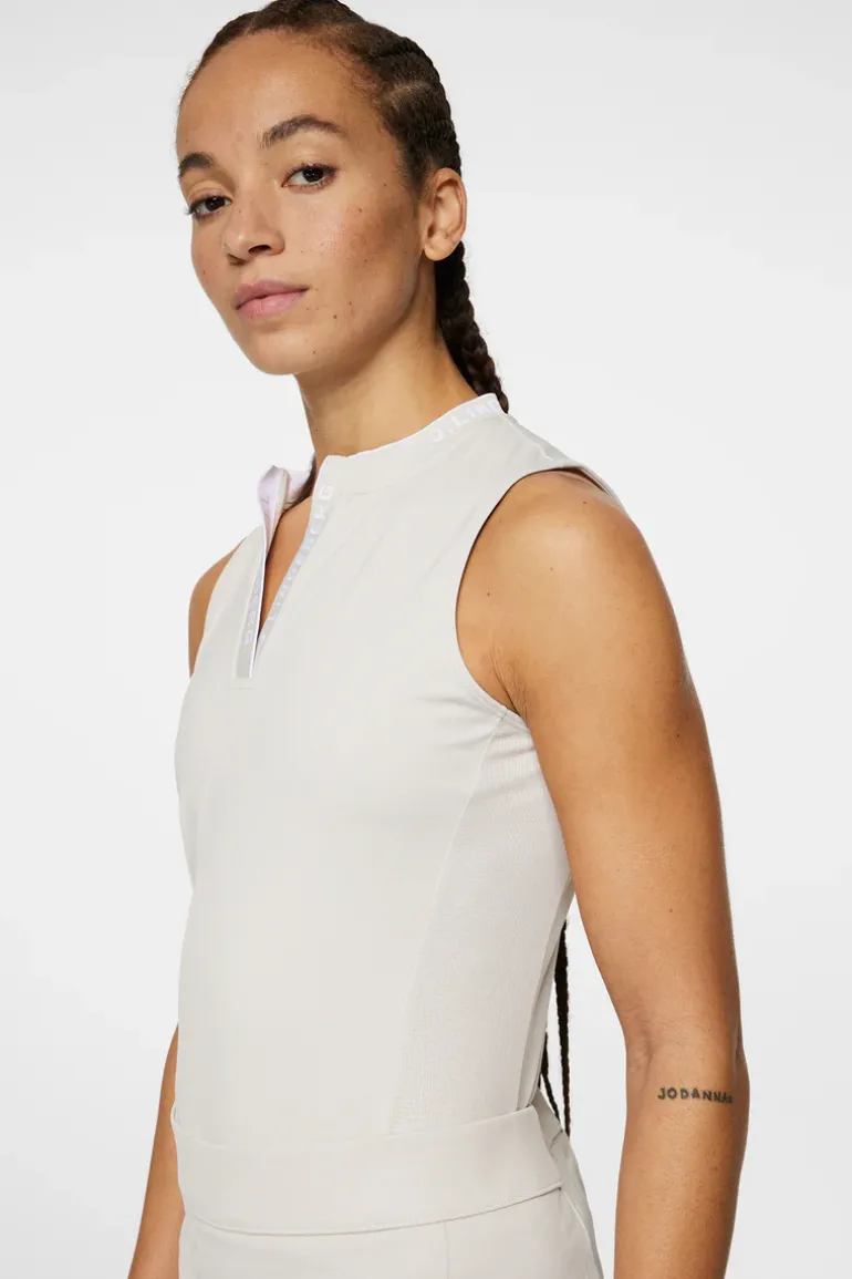 New Leya Sleeveless Top Golf|Tanks